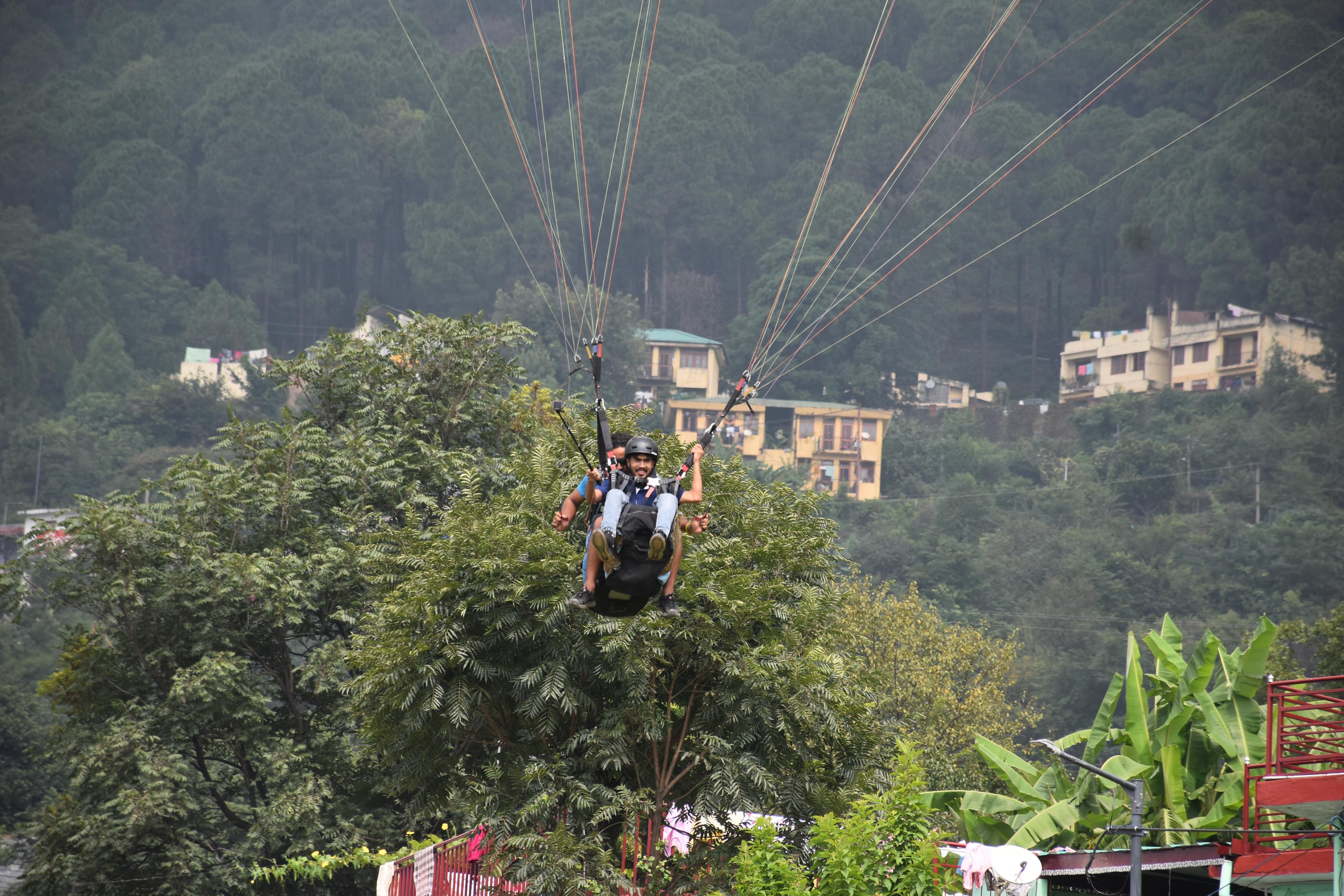 paragliding in Dharamshala